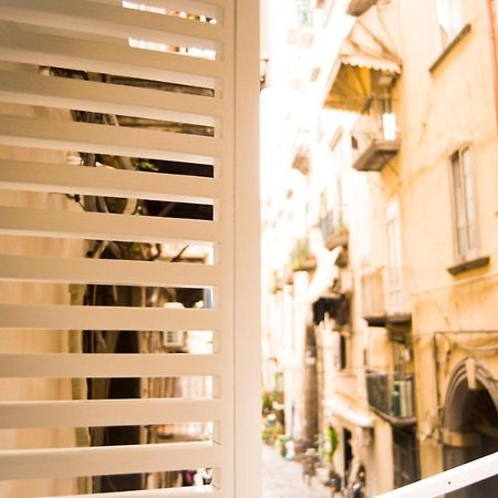 Suite Napoli Sotterranea Con Jacuzzi المظهر الخارجي الصورة